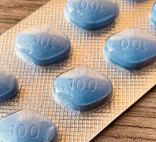 pills that look a lot like blue Viagra pills (sildenafil)